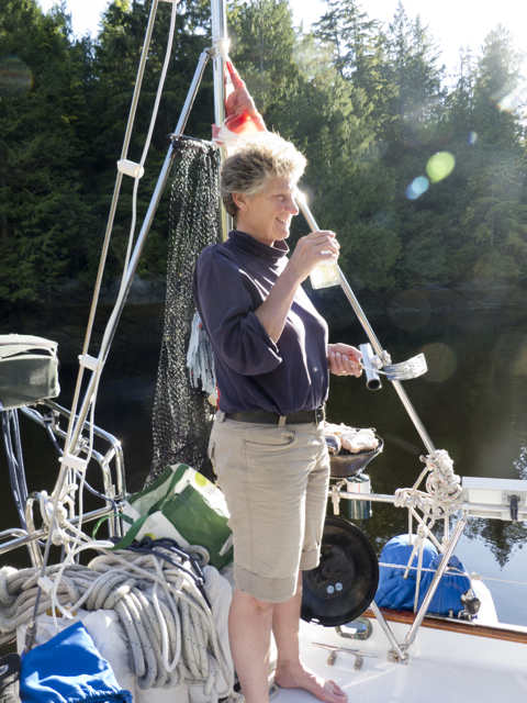 Marike drinks and barbecues