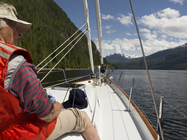Elisabeth heads into an inlet